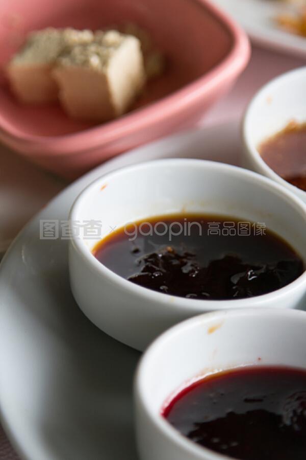 早餐与正餐 从温馨启幕到丰盛体验的服务之道